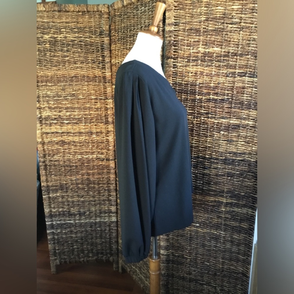 BANANA REPUBLIC ONE SHOULDER LONG SLEEVE TOP ELASTIC SLEEVE CUFFS - Picture 2 of 15